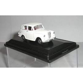 Triumph Mayflower White