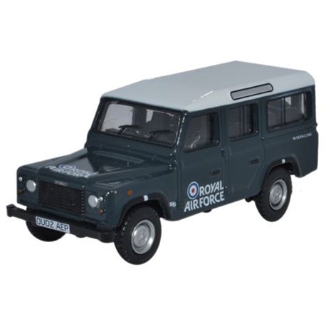 Land Rover Defender Station Wagon RAF