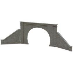 Pair of Tunnel Mouths and 4 Retaining Walls -Double Track N Gauge
