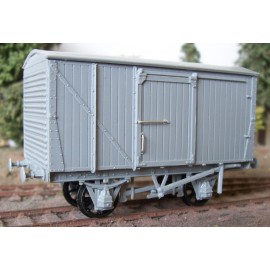 LMS 12ton Van kit steel ends (D1663)