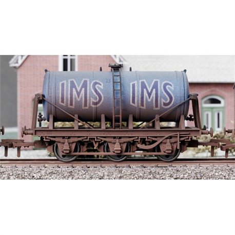 6 Wheel Milk Tank IMS Weathered