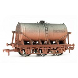 6 Wheel Milk Tank Unigate Silver Weathered