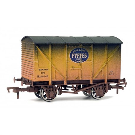 Fyffes Banana Van No.B240745 Weathered